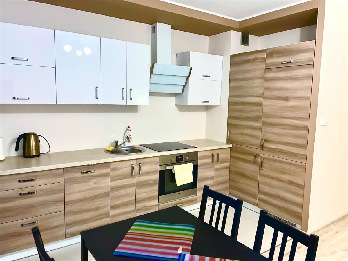 Apartament 48M W Centrum Grojca Grojec  Exterior foto