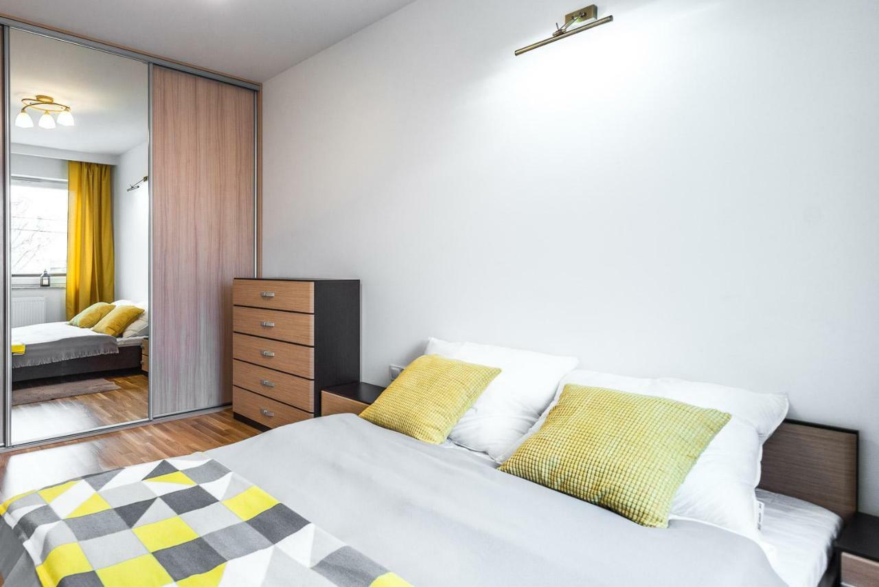 Apartament 48M W Centrum Grojca Grojec  Exterior foto