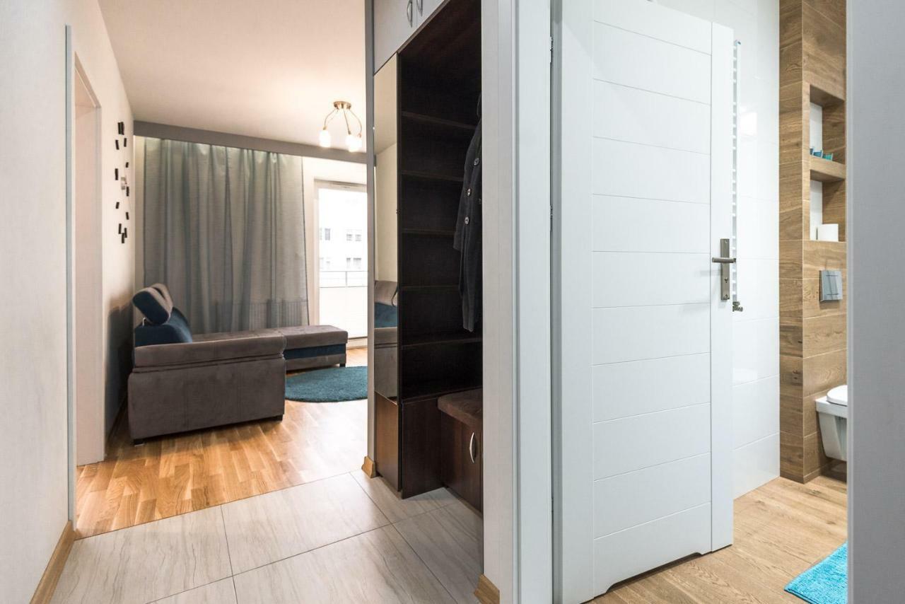 Apartament 48M W Centrum Grojca Grojec  Exterior foto